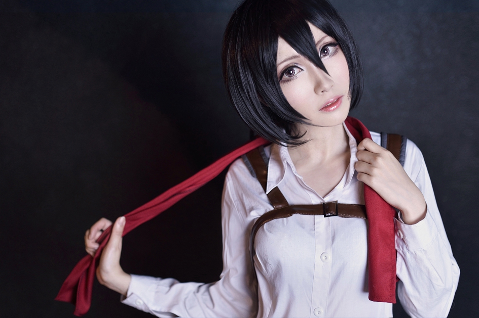 Cosplay attack titan