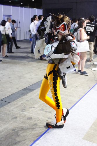 TGS-2016-cosplay-40