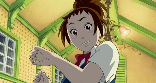 sen-chihiro-back-spirited-away-560x303 Top 10 Ghibli Girl Characters [Japan Poll]
