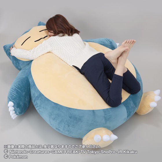 Snorlax-pillow-1-560x719 ¿Cuál es ese Pokémon que siempre te está fastidiando? Oh claro, es…