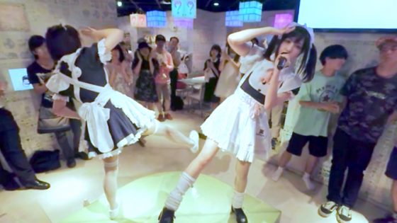 BPM15Q-20160805000315-560x316 Watch Maid Cafe Concerts in 360º VR!
