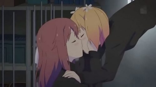 sakura-trick--700x394 Las 10 mejores escenas de chicas besándose