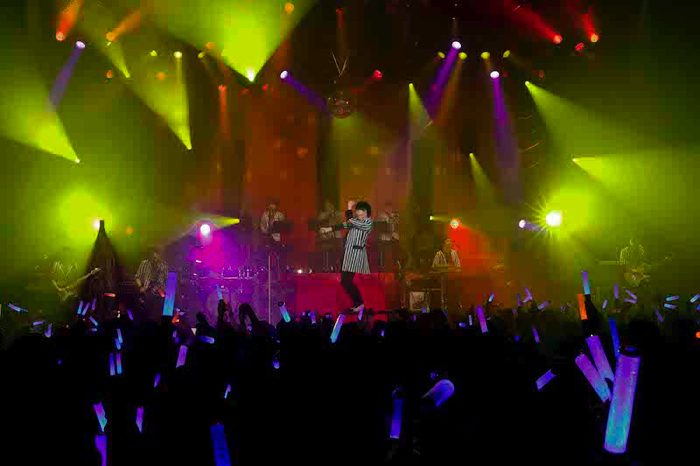 naked-man-suzumura-kennichi-live-2017-13-700x466 Suzumura Kenichi’s “NAKED MAN” Final Live Tour 2017 Concert Review: We Went to Suzumura Kenichi’s Concert to Help Save the World