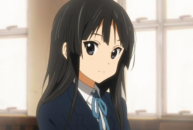 K-On-Mio-crunchyroll Top 10 Left-Handed Anime Characters