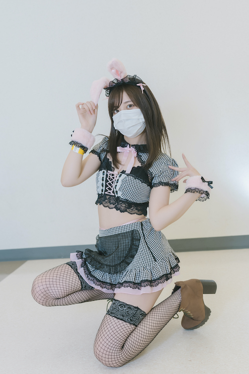 Cosplay_Cosholic_Kurumi_07 Sexy Cosplay with Mask at Ecchi Cosplay Convention 'Cosholic' Held at the End of the Year! [40+ Photos]